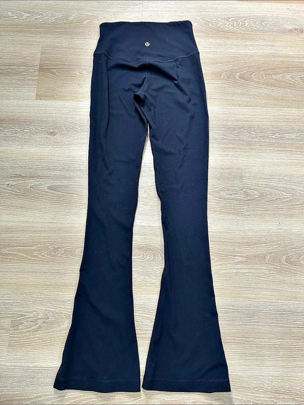 lululemon Groove Super-High-Rise Flared Pant Nulu Black Size 4